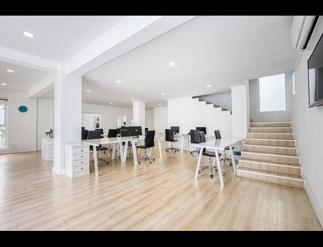 612M² OFFICE FOR SALE IN HIGHLANDS NORTH